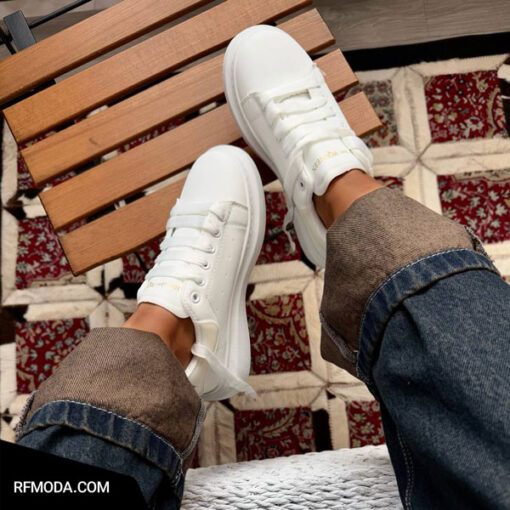 کتونی مک کویین