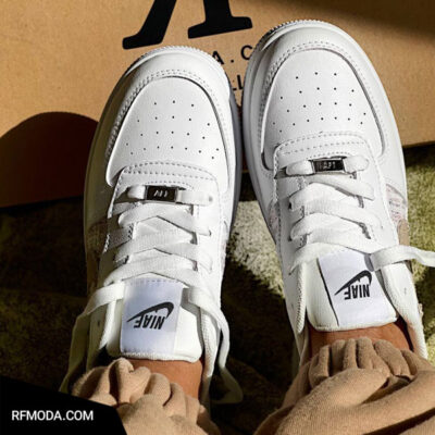 کتونی روژینا