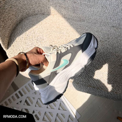 کتونی انوشا