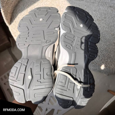 کتونی انوشا