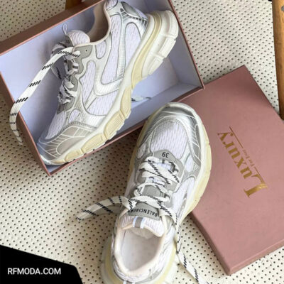 کتونی ماهرو