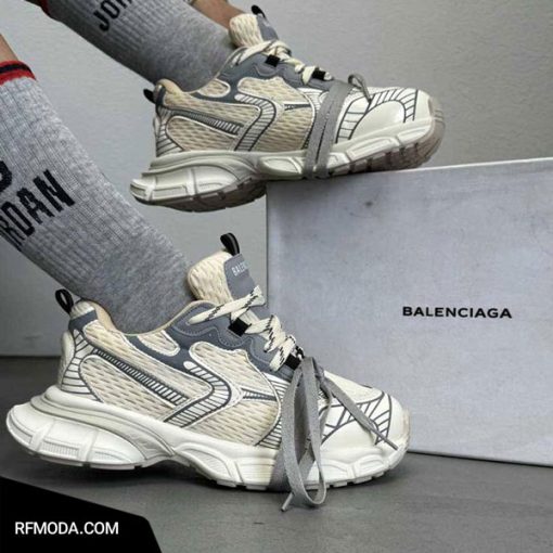 کتونی ماهرو