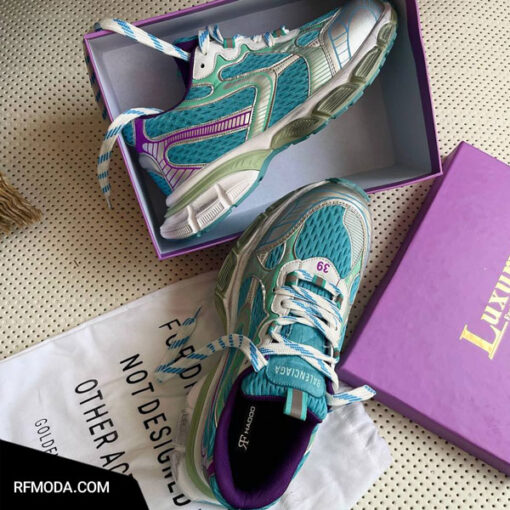 کتونی ماهرو