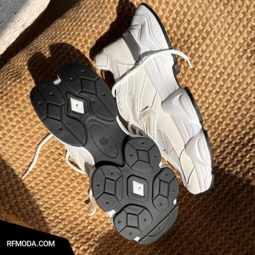 کتونی نیایش