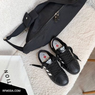 کتونی تایسا