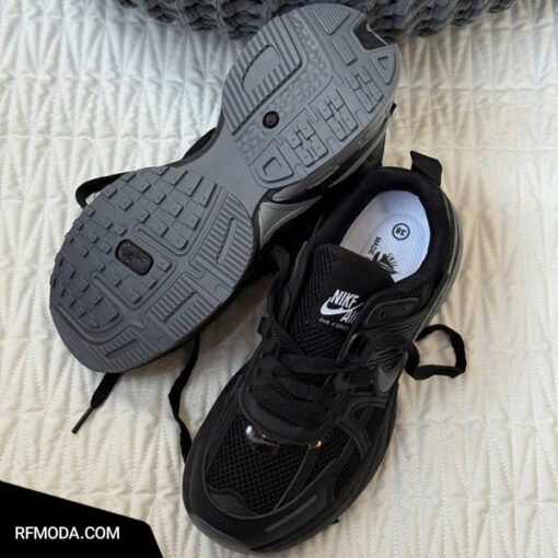 کتونی یوسرا