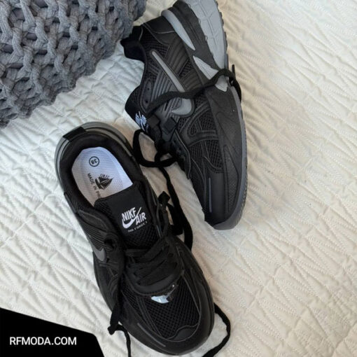 کتونی یوسرا