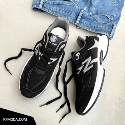 کتونی کیانوش